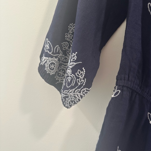 Farm Rio Embroidery Romper - Excellent Condition - Picture 7 of 7